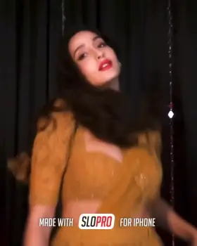 Nora fatehi bouncing boobs