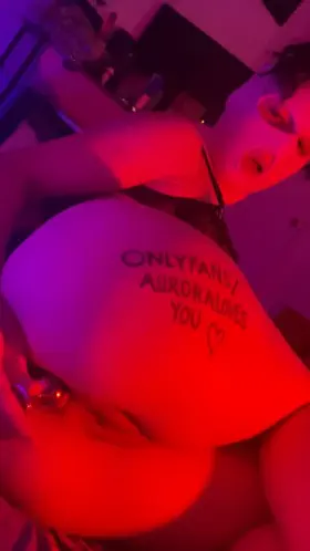 please god someone eat my asshole, PLEASE 🤍🖤🤍🖤🤍🖤😈