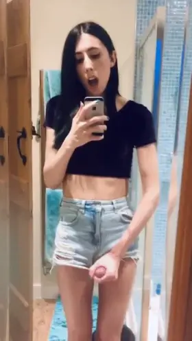 u/W0LLIP looking perfect as ever