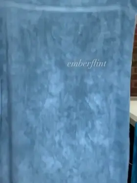 I hope skinny fit girls is still someone’s type 🥺