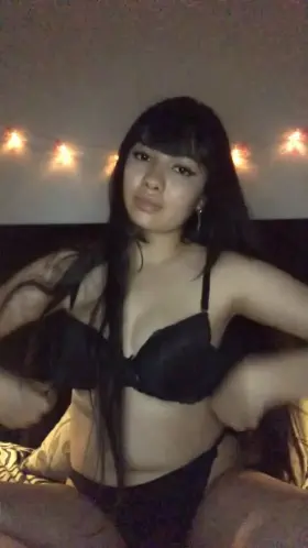 Is my body attractive? [f]