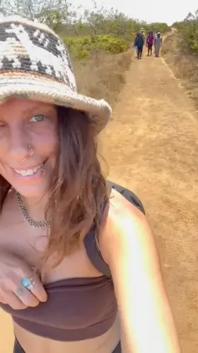 Trying to make this hike more fun 😝