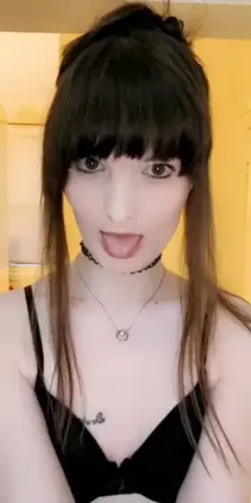 Small titty Thursday?