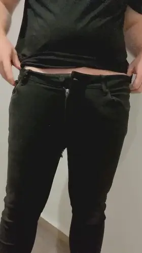 forgot to put underwear on today, hope no one noticed 😝