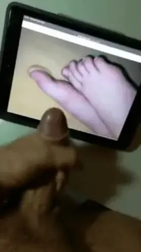 F**K how I love feet...