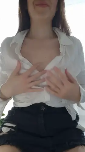 Are you a natural titty lover?😸❤️reveal C: