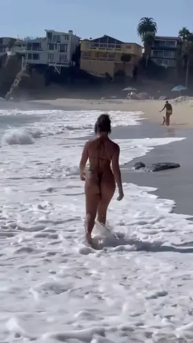 Caitlyn Mwenifumbo enjoying the sun and water