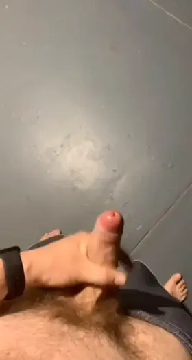 Shooting ropes all over the ground