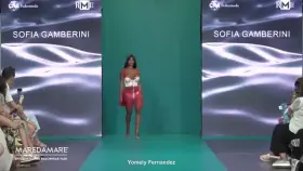 Barley contained on the catwalk