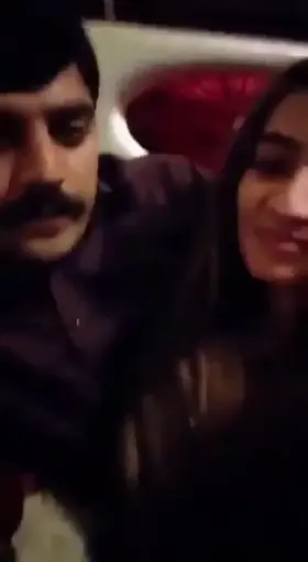[f] Checkout Famous Pakistani Singer Latest Viral Bedroom Video with her Boyfriend + Another Bonus Video Showing her B00bs Link in Cmmnts