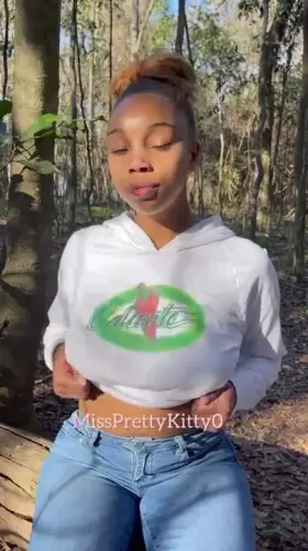 Cum admire the trees with me