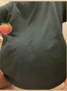 start your week with some [f]resh and juicy 🍑