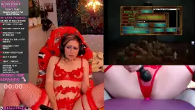 Gamergirl having an orgasm during her camshow