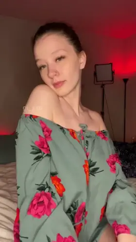 She Is Back ( Her Free Folder In Comments Below )