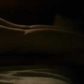 Paula Beer perfect plot in Werk ohne Autor