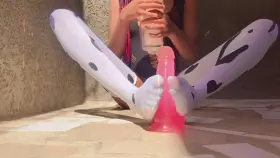 Do you like Footjobs barefoot or with socks or nylons?