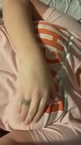 It’s a cold evening in the Midwest... come keep me warm 🥶