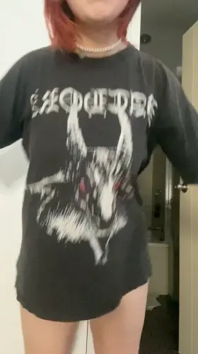 Would you choose a 4'11 thick venezuelan girl like me?