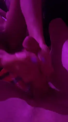 Some feet are just meant to wrap themselves around a fat cock & coax out a hot load 😩🖤😩