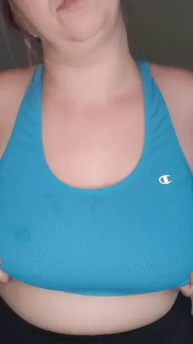 Play with my mom tits