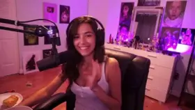 What do you think is ASMR Glow’s bra size?