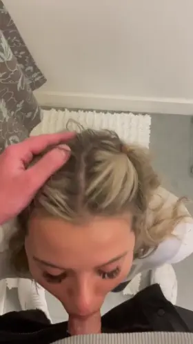 I swallowed his cum in our friends bathroom at a pre game party ☺️