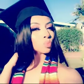 Giving this thot her graduation gift