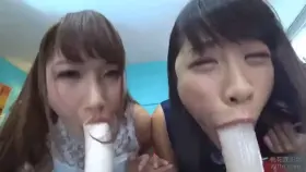 Who has the better throat?