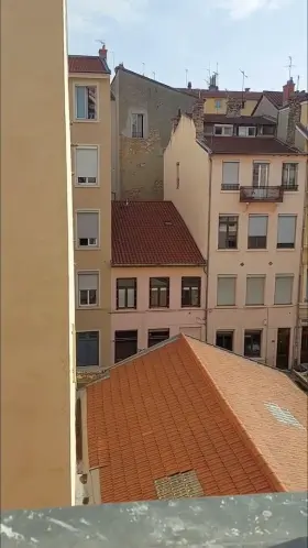 Saying hi to the neighbors 🥰