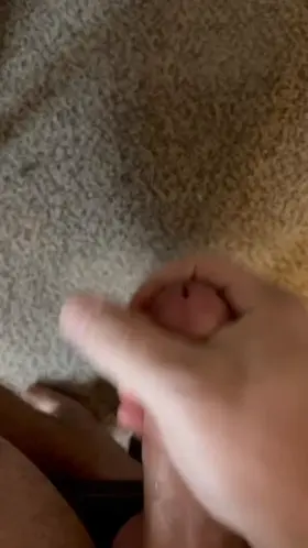 (36)Rubbing one out at work. Anyone want to be my coworker next time?