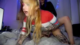 Raven fucking Harley Quinn but the twist is they both have penises