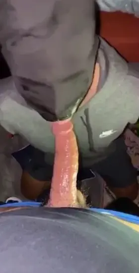 25 [M4M] - Discrete gloryhole in Boston. Deepthroat for 7