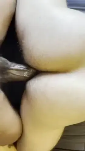 Taking a 9 incher 🥵