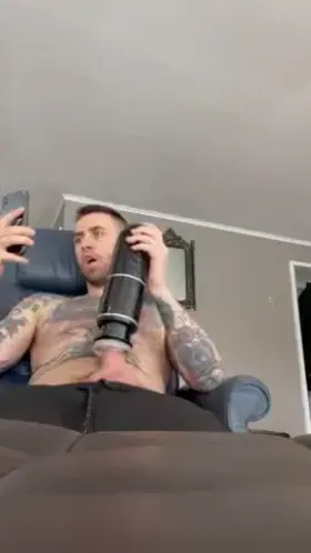 When your phone reads “attachment: 1 image” from your crush