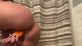 what do you think I taste like ? 👅🍊