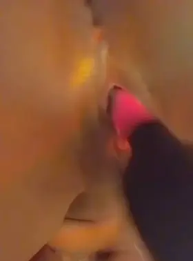 Sooo horny I used my hairbrush 💦