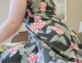 Who needs panties, anyway? [F31]