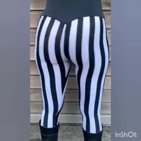 stephaniewolfdvp in striped jeans