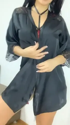 Would you fuck with a 25F curvy girl ?