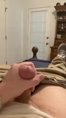 Just a lunch break cumshot for you...enjoy!
