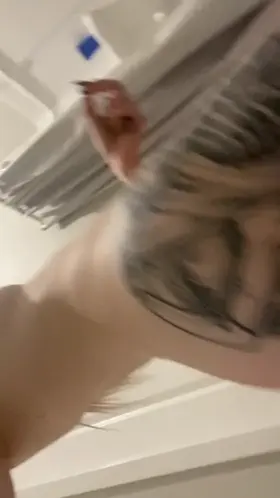 I want all my holes filled😩