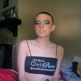 20TH BIRTHDAY TOMORROW 🎂 20% OFF SALE TILL THE 1ST 🎉 instant access to 600+ photos & 50 videos! my full catalog is 900+ pieces of content up for purchase! customs, dick ratings, & joi 🤤