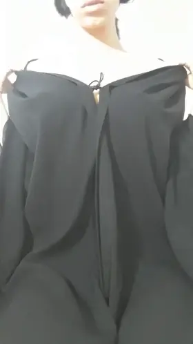 Abaya 😈 seduction for daddy