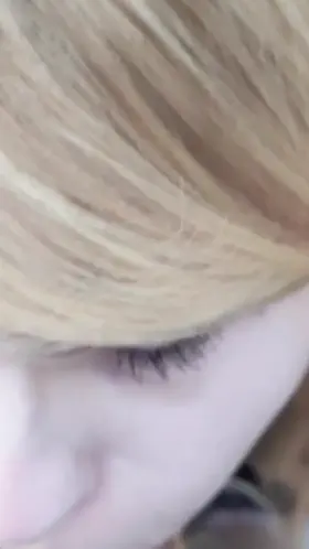 I got face fucked today, and wanted to share with you the moment a face fuck tear is born ❤️