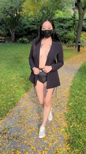 Deposit your load right here please