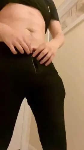 I pull this out. What’s your reaction? 😬