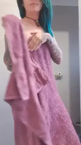 Come join me in the shower😘