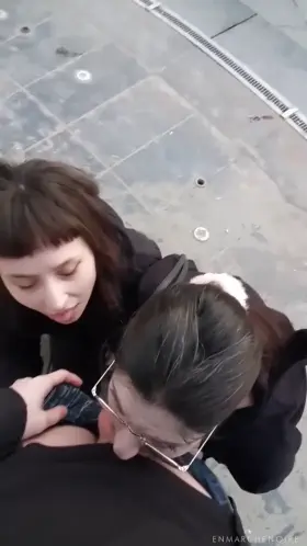 Risky double blowjob in the middle of the street (oc)
