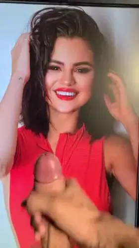 A big thick facial for Selena