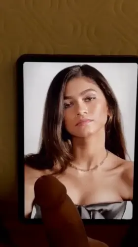 Zendaya Cum Tribute